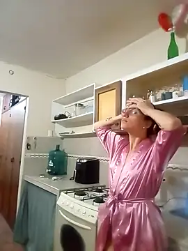 Snapshot of Luna-e-Franco1 chatting on March 12, 2025, 12:20 am Luna-e-Franco1 online show from March 12, 2025, 12:20 am