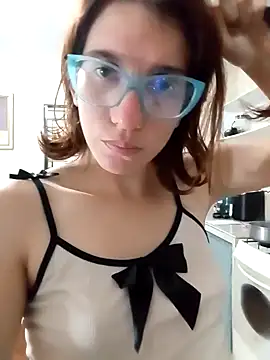 Snapshot of Luna-e-Franco1 chatting on February 24, 2025, 3:23 am Luna-e-Franco1 online show from February 24, 2025, 3:23 am