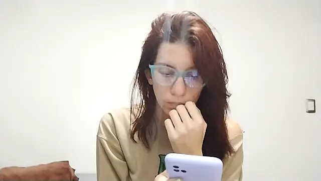 Snapshot of Luna-e-Franco1 chatting on December 14, 2025, 7:30 pm Luna-e-Franco1 online show from December 14, 2025, 7:30 pm