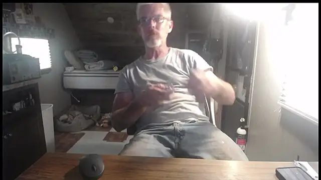 Snapshot of Di9ital069 chatting on October 3, 2025, 5:25 pm Di9ital069 online show from October 3, 2025, 5:25 pm