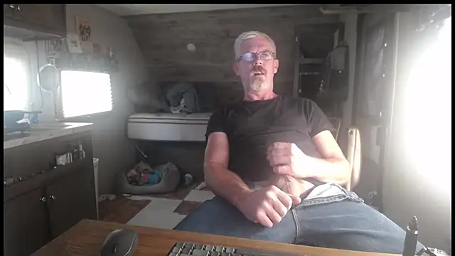 Snapshot of Di9ital069 chatting on September 23, 2025, 4:03 pm Di9ital069 online show from September 23, 2025, 4:03 pm