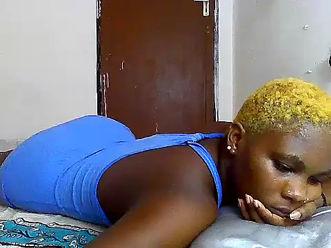 Snapshot of SexyKimberly23 chatting on October 31, 2025, 8:00 am SexyKimberly23 online show from October 31, 2025, 8:00 am