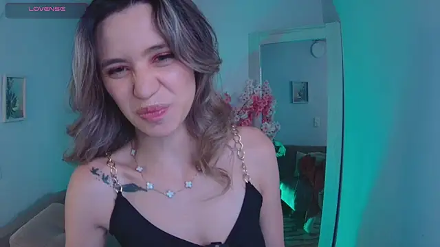 Lucy Princes online show from September 20, 2025, 1:54 am