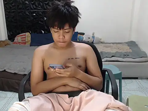Prince hottie online show from September 12, 2025, 4:34 am