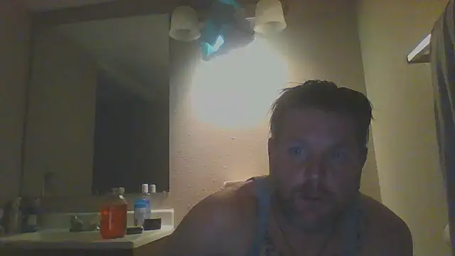 Snapshot of Buddy_Cuck chatting on December 16, 2025, 9:52 pm Buddy Cuck online show from December 16, 2025, 9:52 pm