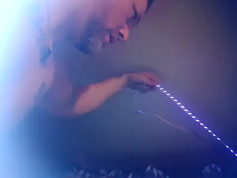 Snapshot of Buddy_Cuck chatting on November 25, 2025, 1:50 am Buddy Cuck online show from November 25, 2025, 1:50 am