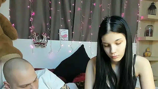 xDeepInLovexx online show from January 7, 2025, 4:48 pm