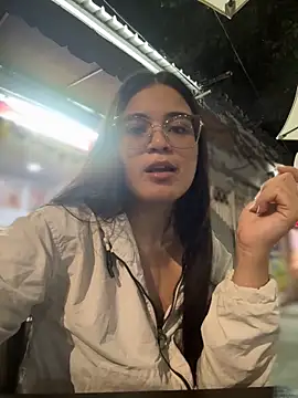 CamilaSofiia online show from June 3, 2026, 12:11 am
