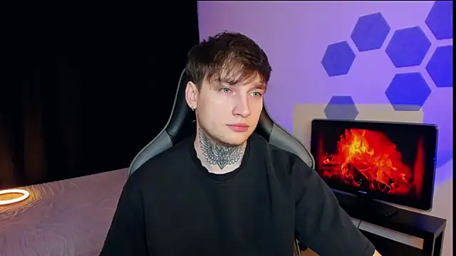 Snapshot of Chris_Tyson chatting on February 6, 2025, 9:38 pm Chris Tyson online show from February 6, 2025, 9:38 pm