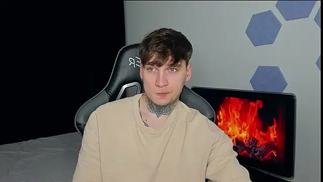 Snapshot of Chris_Tyson chatting on March 16, 2025, 12:12 am Chris Tyson online show from March 16, 2025, 12:12 am