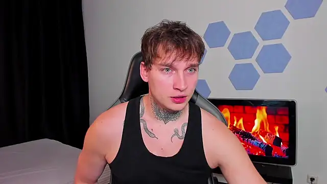 Snapshot of Chris_Tyson chatting on October 10, 2025, 9:26 pm Chris Tyson online show from October 10, 2025, 9:26 pm