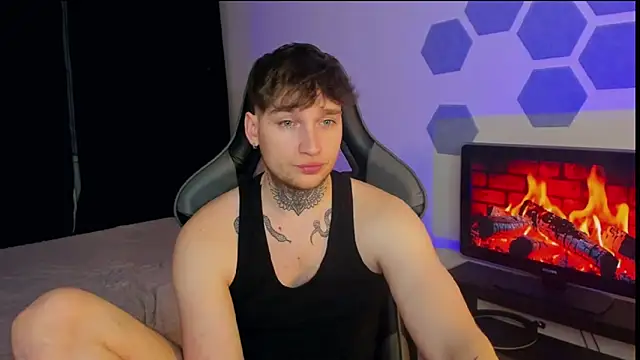 Snapshot of Chris_Tyson chatting on February 19, 2025, 1:28 pm Chris Tyson online show from February 19, 2025, 1:28 pm