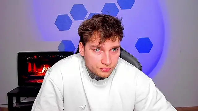 Chris Tyson online show from April 2, 2026, 9:05 am