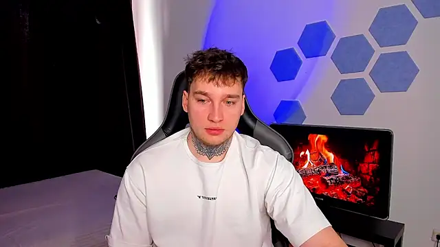 Snapshot of Chris_Tyson chatting on February 9, 2026, 8:23 am Chris Tyson online show from February 9, 2026, 8:23 am