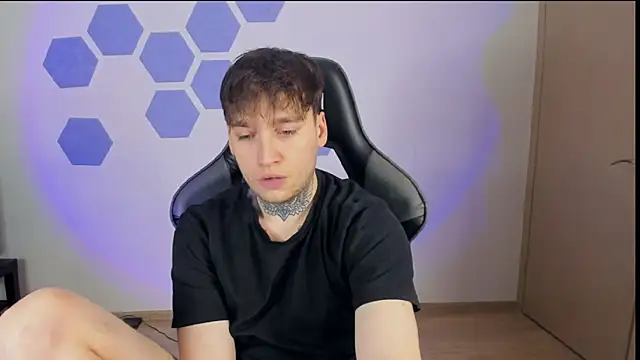 Snapshot of Chris_Tyson chatting on January 21, 2025, 2:22 am Chris Tyson online show from January 21, 2025, 2:22 am