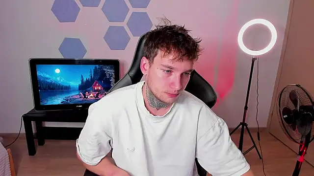 Snapshot of Chris_Tyson chatting on September 8, 2025, 9:25 pm Chris Tyson online show from September 8, 2025, 9:25 pm