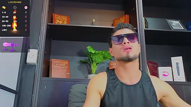 Snapshot of EdwardRoss_ chatting on September 16, 2025, 6:58 am EdwardRoss  online show from September 16, 2025, 6:58 am