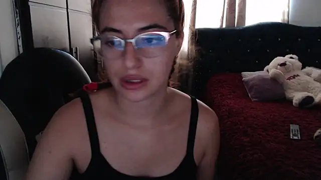 Snapshot of Kate_lorens9 chatting on September 16, 2025, 12:17 pm Kate lorens9 online show from September 16, 2025, 12:17 pm