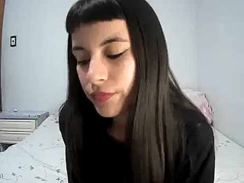 Snapshot of melodybar27 chatting on March 13, 2025, 7:39 pm melodybar27 online show from March 13, 2025, 7:39 pm