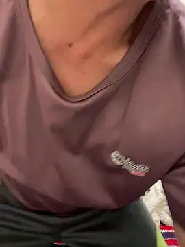 Snapshot of A6229 chatting on January 23, 2025, 11:48 am A6229 online show from January 23, 2025, 11:48 am