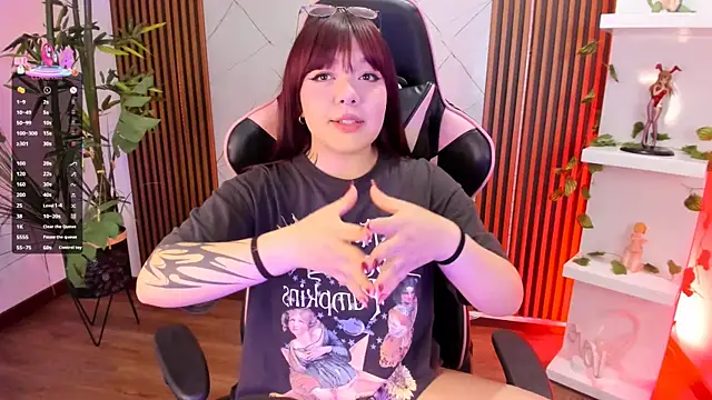 Snapshot of Fluffy_Bubble21 chatting on March 6, 2025, 4:19 am Fluffy Bubble21 online show from March 6, 2025, 4:19 am