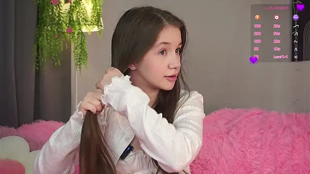 AmiLewis online show from March 2, 2025, 1:04 am