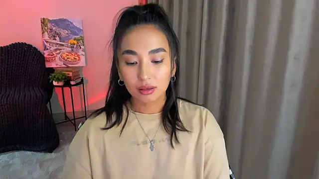 Snapshot of worldofkim chatting on January 27, 2025, 2:24 pm worldofkim online show from January 27, 2025, 2:24 pm