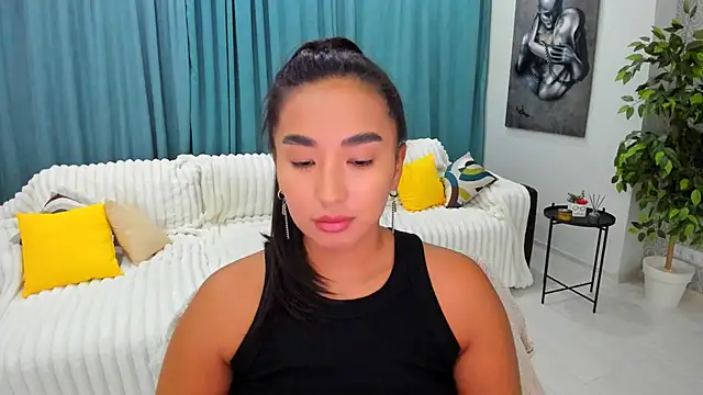 Snapshot of worldofkim chatting on January 19, 2025, 12:39 pm worldofkim online show from January 19, 2025, 12:39 pm