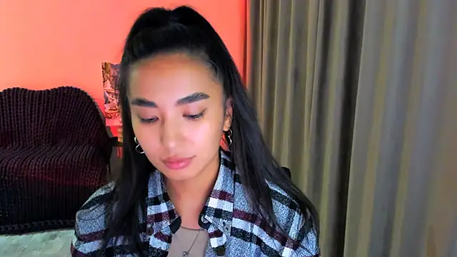 Snapshot of worldofkim chatting on February 28, 2025, 11:23 pm worldofkim online show from February 28, 2025, 11:23 pm