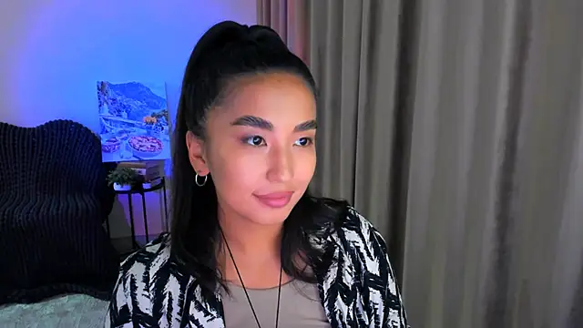 Snapshot of worldofkim chatting on February 4, 2025, 9:31 pm worldofkim online show from February 4, 2025, 9:31 pm