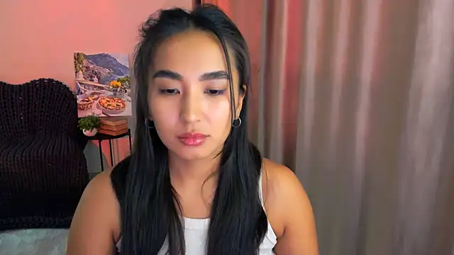 Snapshot of worldofkim chatting on March 13, 2025, 9:21 am worldofkim online show from March 13, 2025, 9:21 am