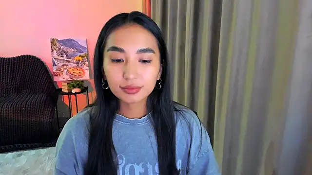 Snapshot of worldofkim chatting on February 21, 2025, 4:59 pm worldofkim online show from February 21, 2025, 4:59 pm