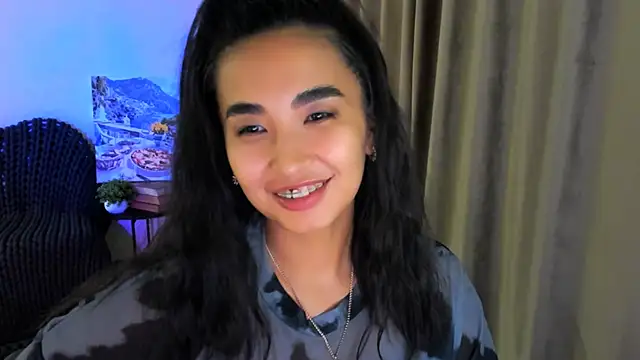 Snapshot of worldofkim chatting on March 21, 2025, 10:50 pm worldofkim online show from March 21, 2025, 10:50 pm