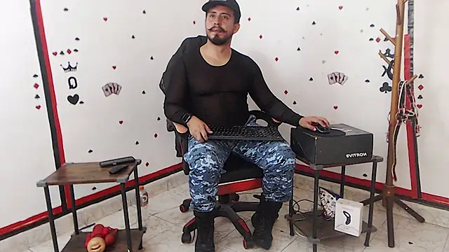 KalethBigDick online show from October 8, 2025, 9:22 am