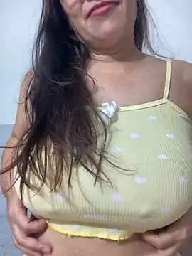 brendasexywet online show from October 30, 2025, 3:27 am