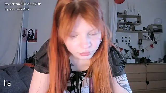Snapshot of lil_lia chatting on May 13, 2026, 10:50 pm lil lia online show from May 13, 2026, 10:50 pm