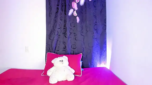 Snapshot of AmyStevenss chatting on October 8, 2025, 2:35 am AmyStevenss online show from October 8, 2025, 2:35 am