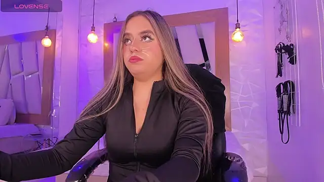 ary cooper  online show from March 22, 2025, 12:46 pm