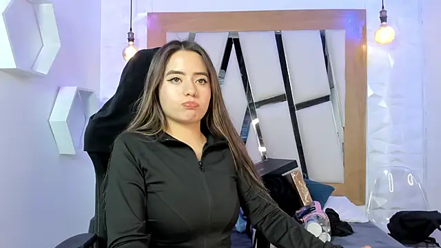 ary cooper  online show from November 27, 2025, 1:00 pm