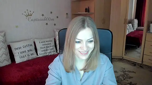 SilviaEyes online show from March 10, 2025, 4:17 am