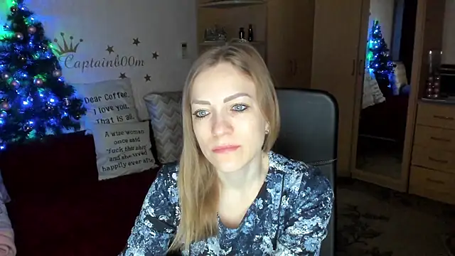 SilviaEyes online show from December 30, 2024, 3:36 am