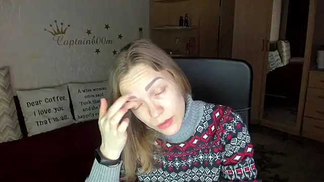 SilviaEyes online show from February 19, 2025, 3:17 am