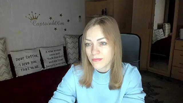 SilviaEyes online show from February 24, 2025, 3:33 am