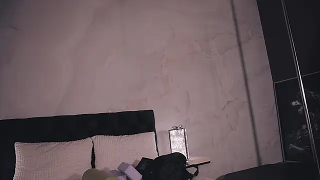 U KINKY online show from September 25, 2025, 1:17 pm