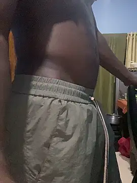 Snapshot of BigBrotherFreak chatting on October 13, 2025, 9:16 pm BigBrotherFreak online show from October 13, 2025, 9:16 pm