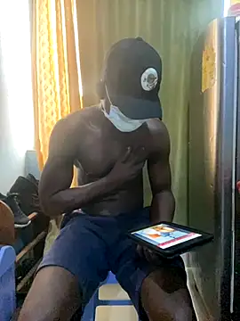 Snapshot of BigBrotherFreak chatting on October 4, 2025, 8:16 am BigBrotherFreak online show from October 4, 2025, 8:16 am