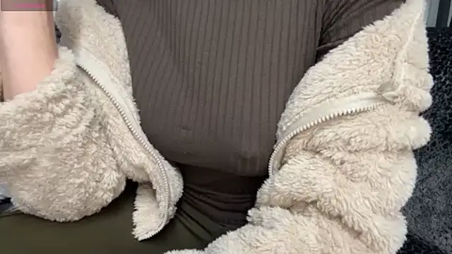 Snapshot of Nika_Enigma chatting on February 21, 2025, 9:54 pm Nika Enigma online show from February 21, 2025, 9:54 pm