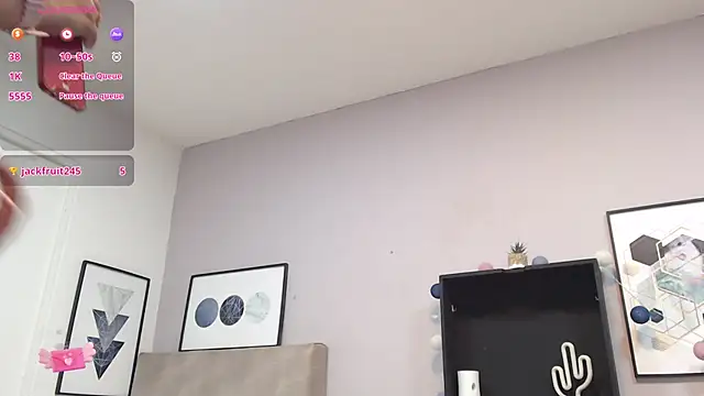 Snapshot of MileyHudson chatting on March 19, 2025, 1:40 pm MileyHudson online show from March 19, 2025, 1:40 pm