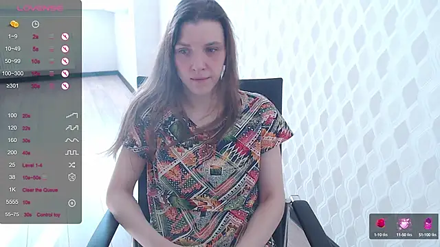 LisaHeart online show from February 13, 2025, 10:44 am