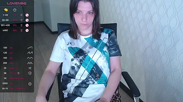 Snapshot of LisaHeart chatting on May 31, 2026, 6:09 pm LisaHeart online show from May 31, 2026, 6:09 pm